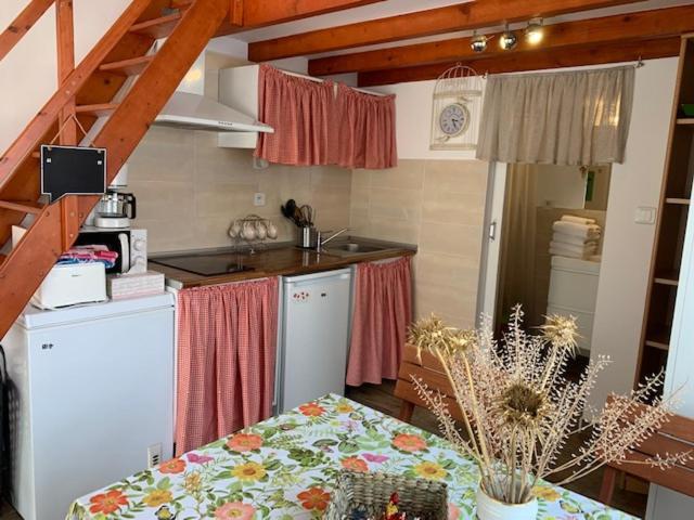 BEL APPART PROCHE DE LA PLAGE-JARDIN-WiFI-PARKING Hendaye Extérieur photo