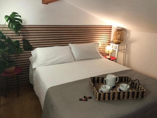 BEL APPART PROCHE DE LA PLAGE-JARDIN-WiFI-PARKING Hendaye Extérieur photo